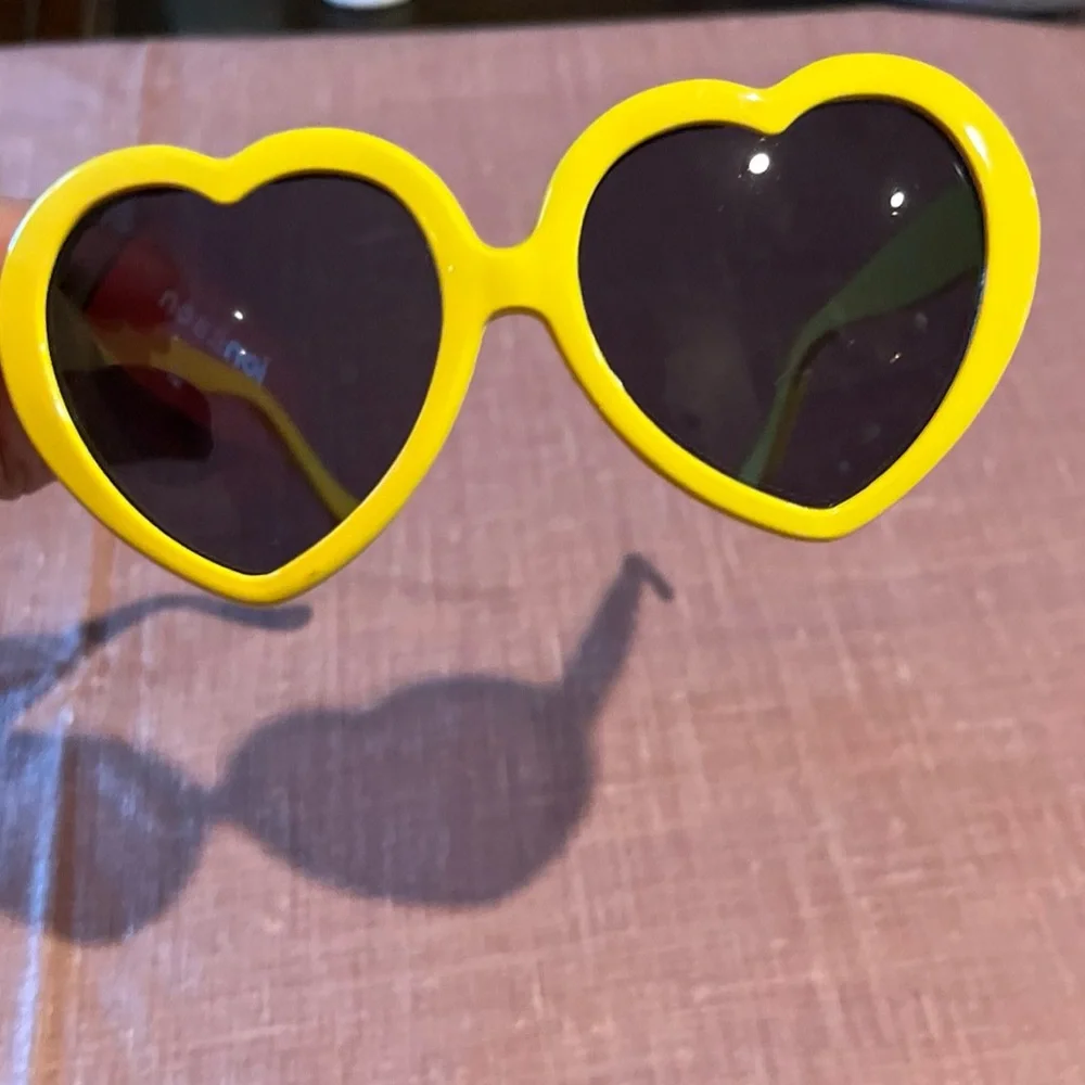 REVLON X BARBIE YELLOW HEART SUNGLASSES adult size